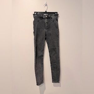Zara High Rise jean with Skinny Leg Fit